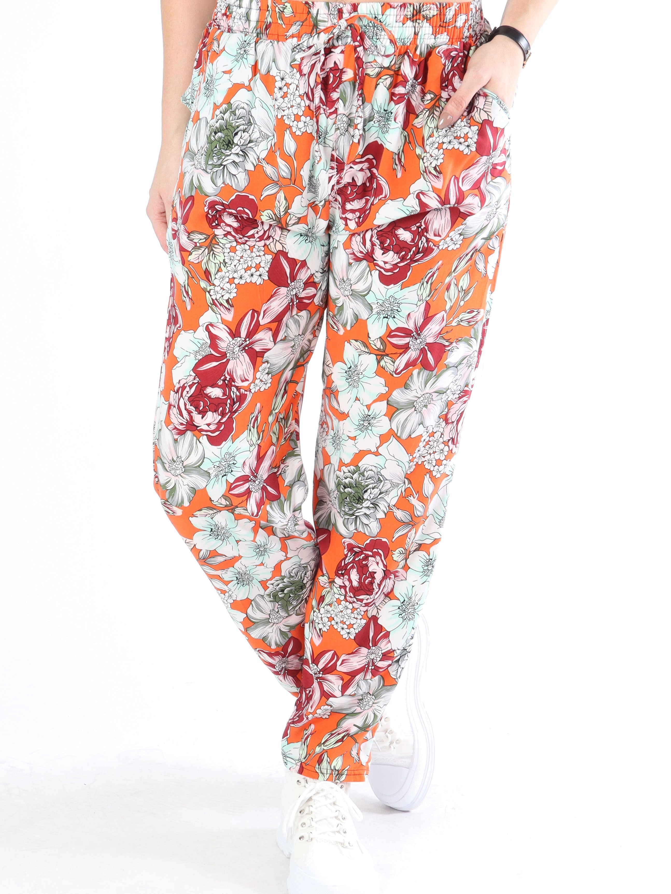 Billie - Löst sittande byxor i blommönster med elastisk kant